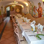 格拉迪亚拖勒旅馆 酒店 4*
