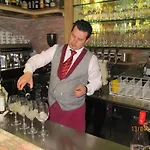 格拉迪亚拖勒旅馆